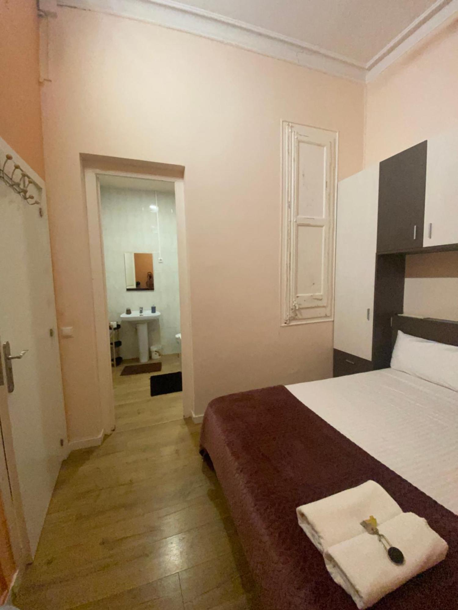 Sant Antoni Hostal, Sustainable Tourism Барселона Екстериор снимка