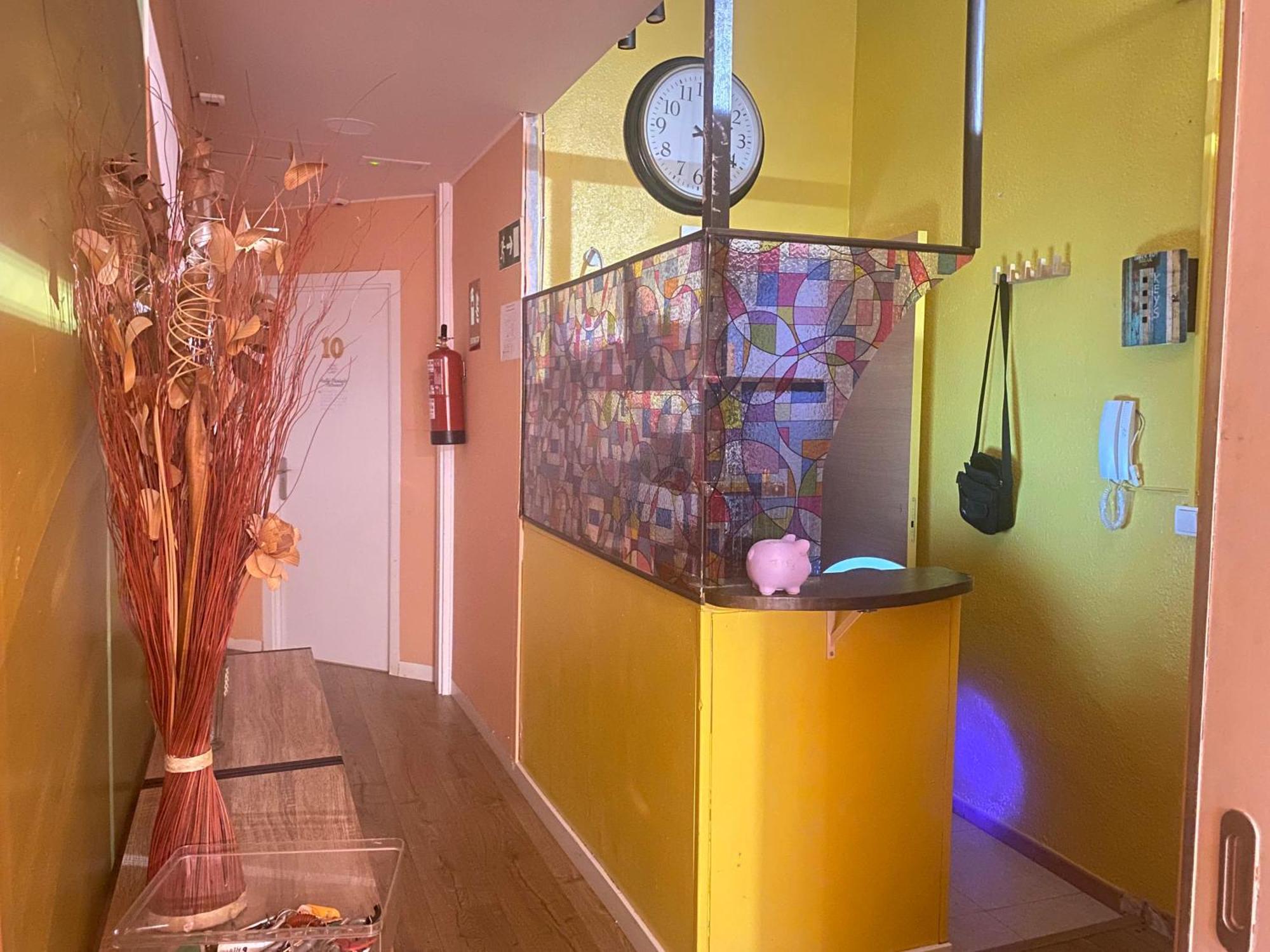 Sant Antoni Hostal, Sustainable Tourism Барселона Екстериор снимка